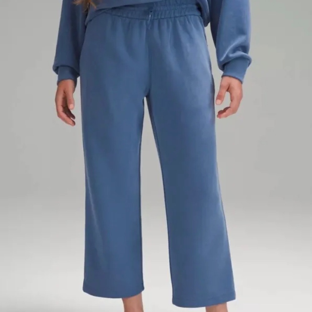 Lululemon Softstreme High-Rise Straight-Leg Cropped Pant Pitch Blue Size 4